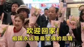 偷窥wc女沟piss小便